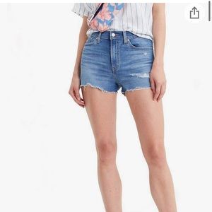 Levi’s jean shorts ladies
